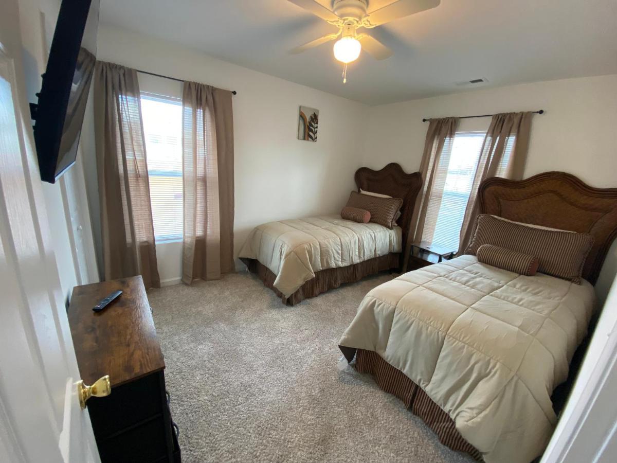 The Chesapeake Gray Villa Норфолк Екстериор снимка